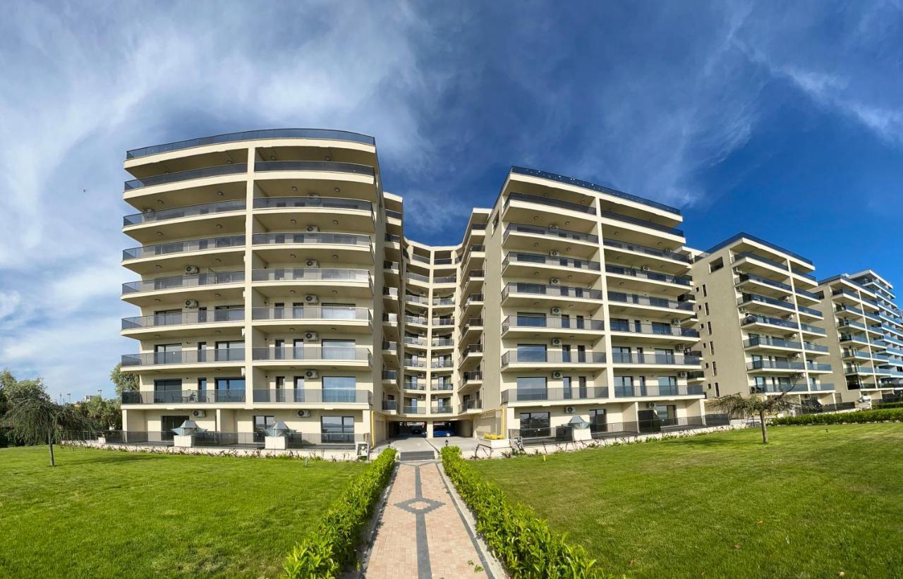 Del Mar Mamaia-vega Studio *