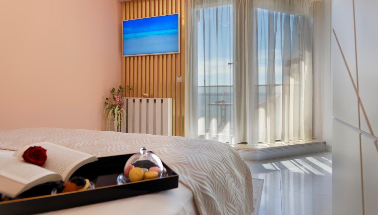 Del Mar Mamaia-vega Studio Apartment