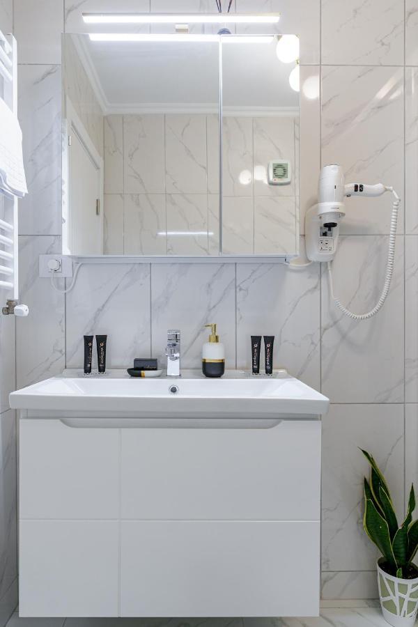 Del Mar Mamaia-vega Studio Apartment *